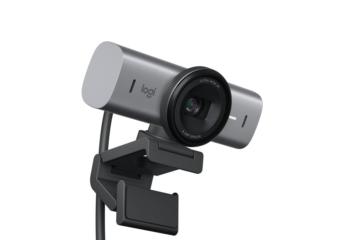 High Resolution JPG-MX Brio 700 3QTR FRNT L TILT Graphite sm