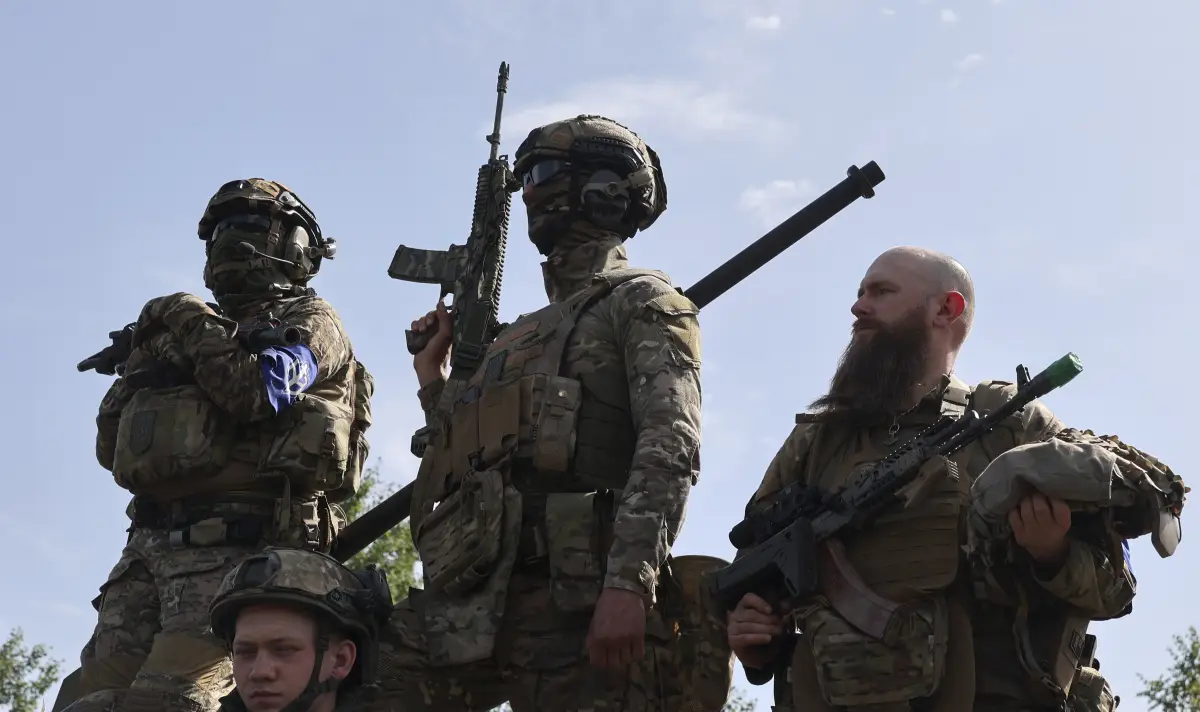 Война