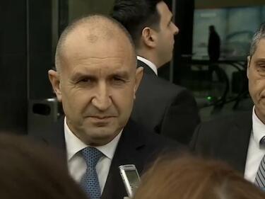 Президентът: Правя консултациите с партиите и по въпроса кога да бъде връчен първият мандат
