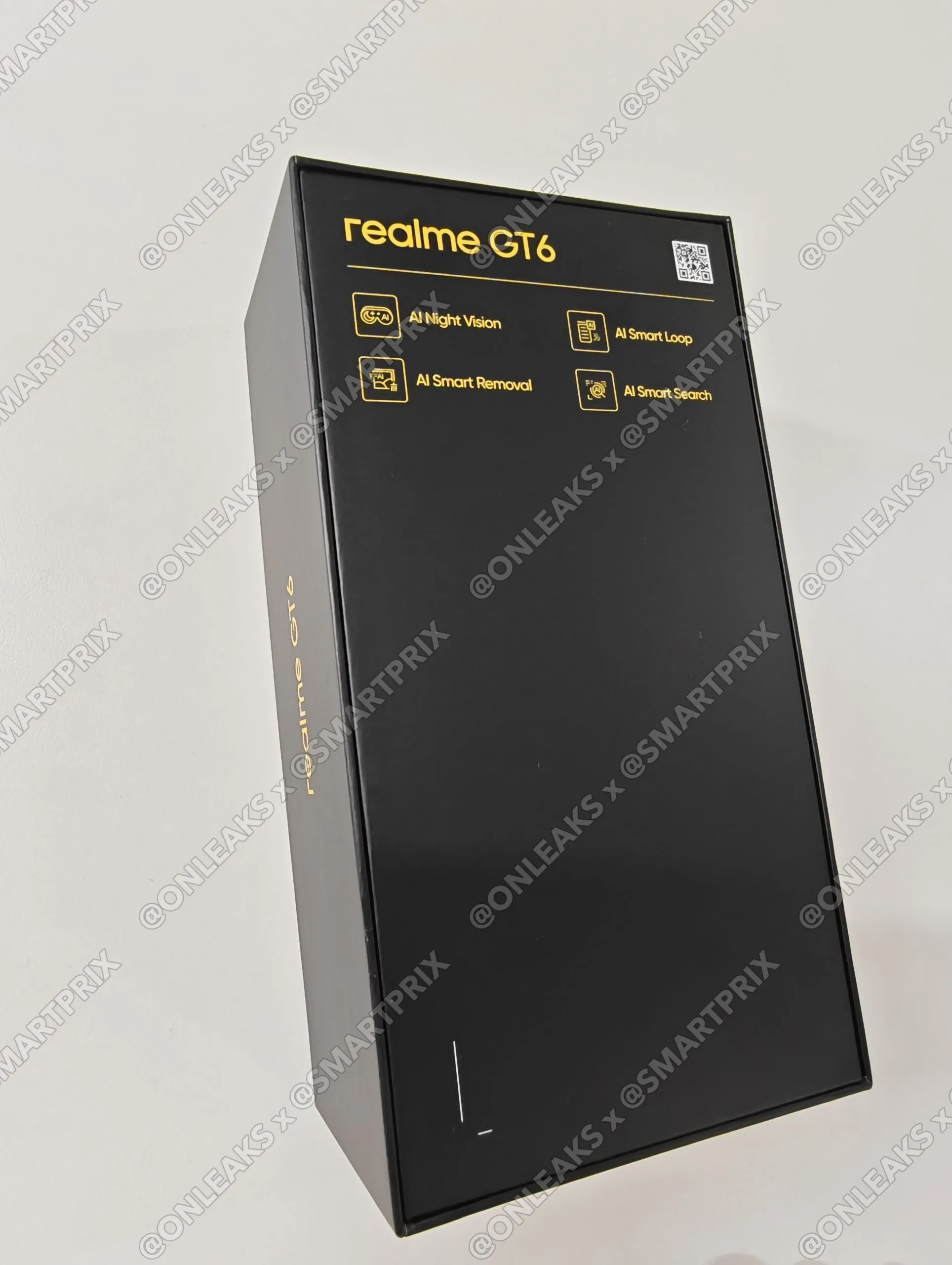 Realme-GT6-Box-AI-Back-scaled