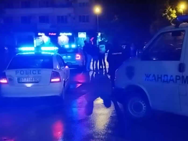 Коли барикадираха път в Горна Оряховица, намесиха се спецполицаи и жандармерия
