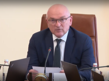 Премиерът каза защо кабинетът отмени решението си за частна детска болница