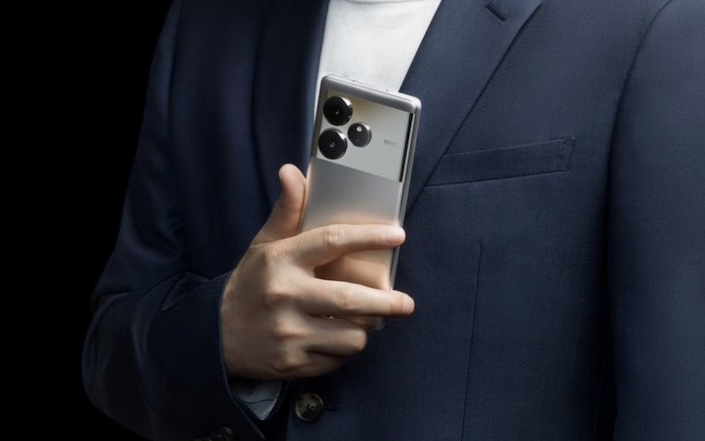 Realme GT 6