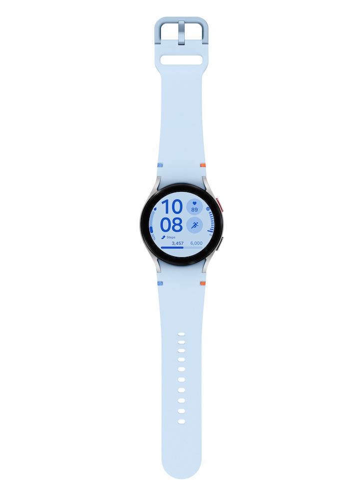 018-galaxy-watch-fe-silver-front-unfolded 1