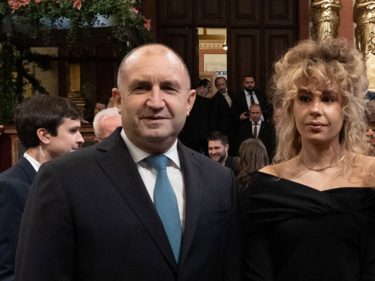 Президентската дъщеря грее и във филма за Гунди