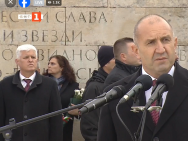 Президентът Радев: Подвигът на българските опълченци е стожер на националната памет
