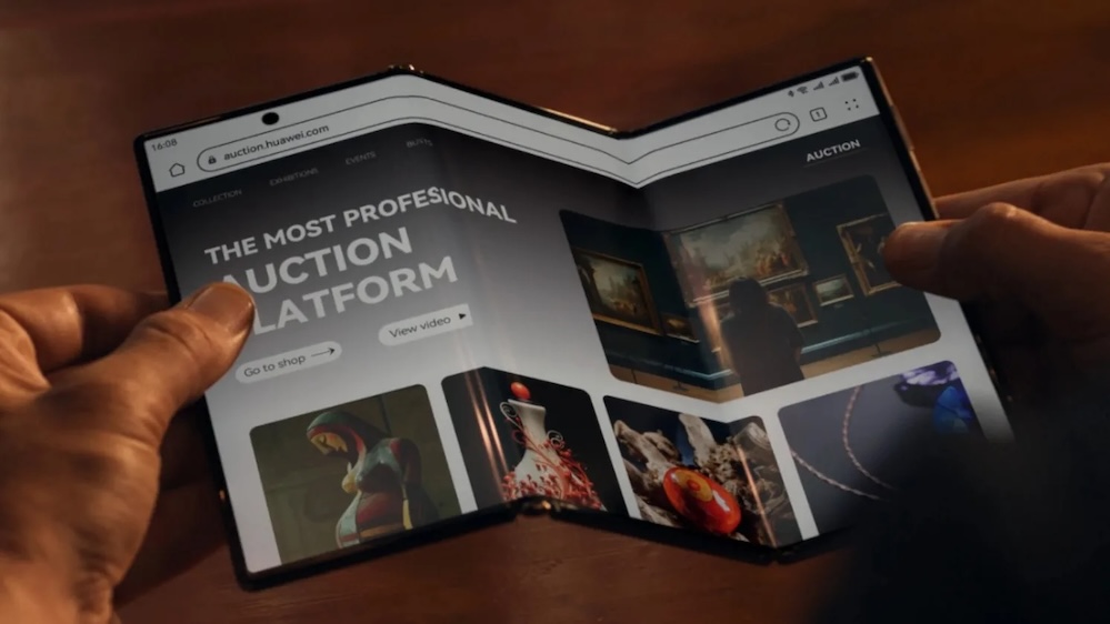 HUAWEI-Mate-XT-unfolded-screen-view