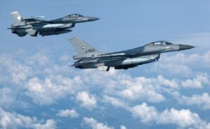Бойни самолети F-16