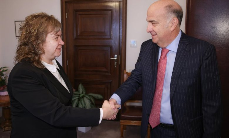 Киселова Кенет