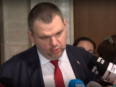 Пеевски: 