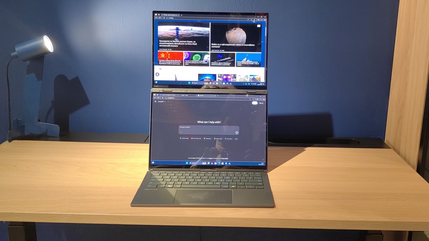 ASUS Zenbook Duo (2025)