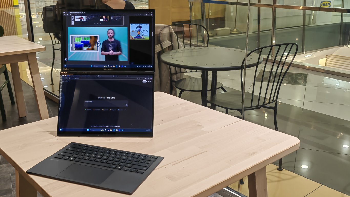 ASUS Zenbook Duo (2025)