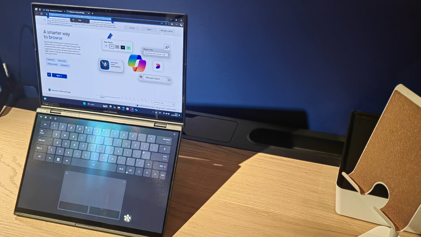 ASUS Zenbook Duo (2025)