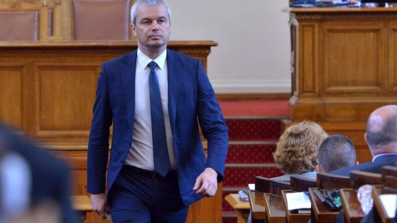 Костадинов