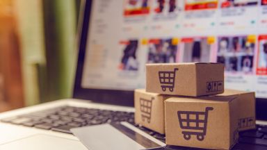 Новият AI агент на Amazon ще пазарува вместо вас от външни сайтове