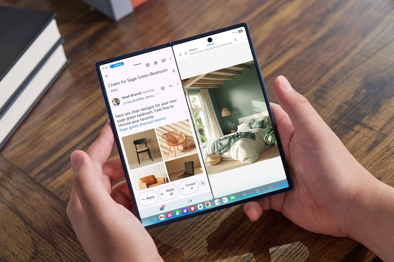 026-lifestyle-galaxy-zfold7-blueshadowjpg