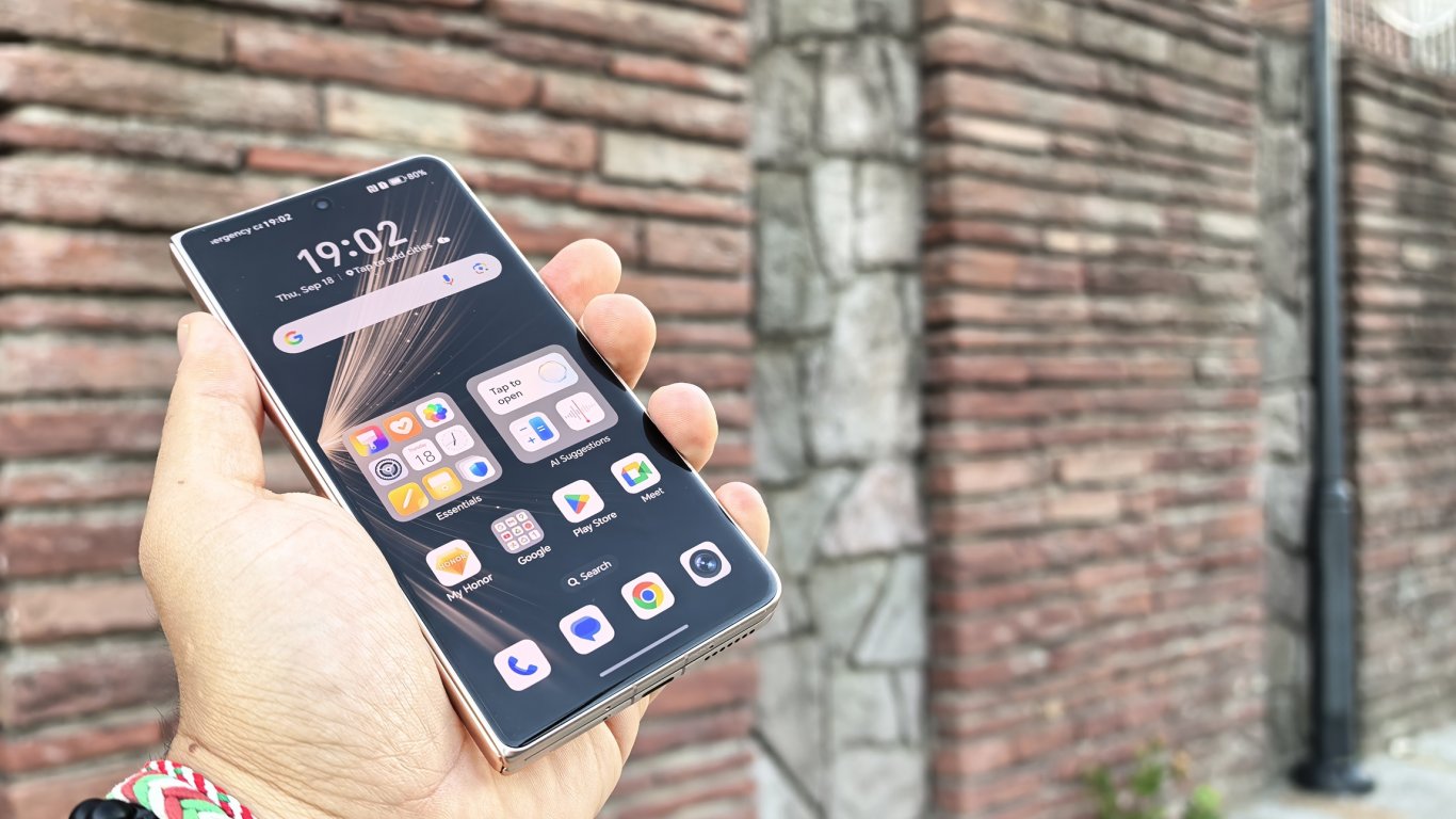 Honor Magic V5