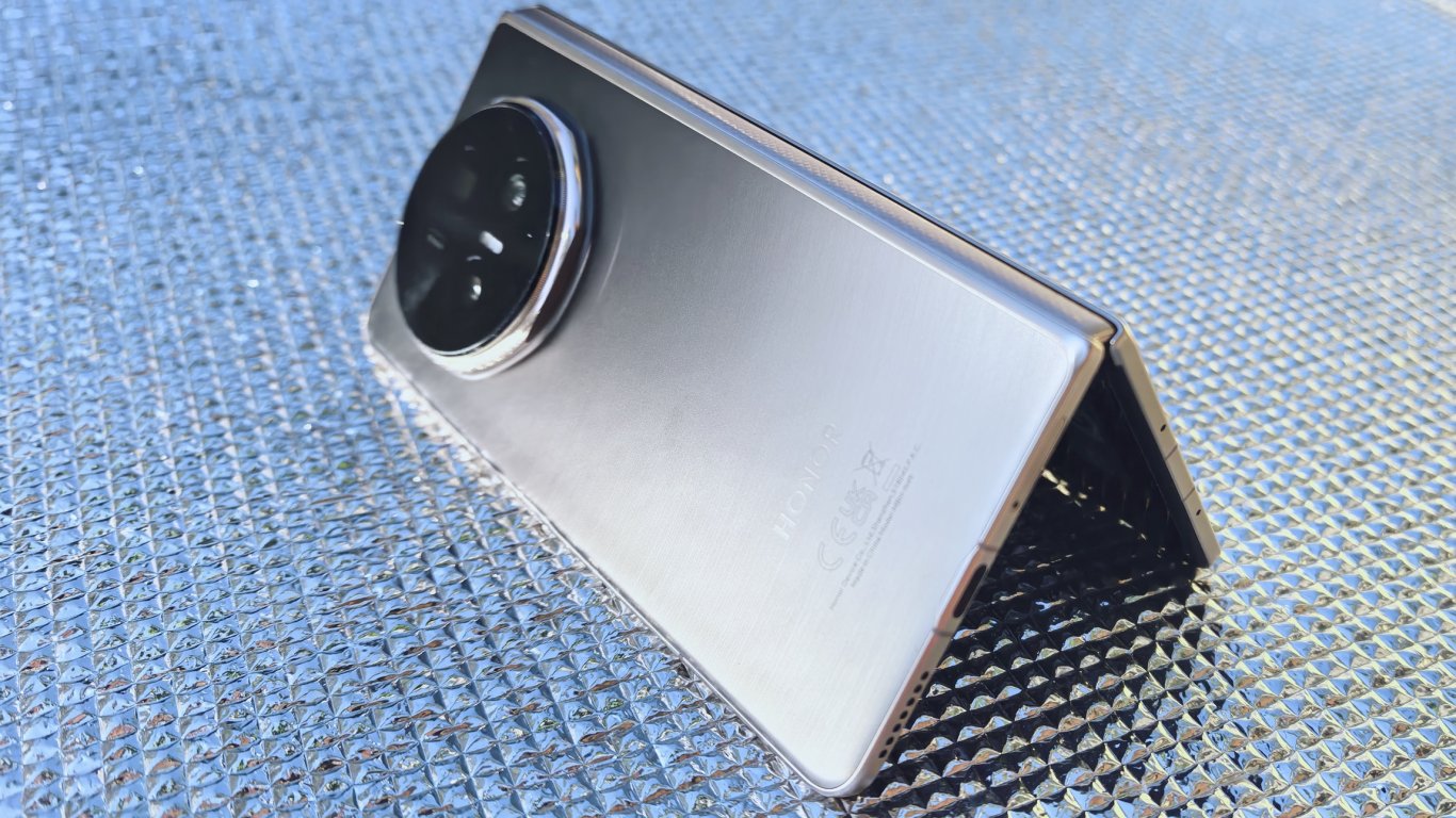 Honor Magic V5