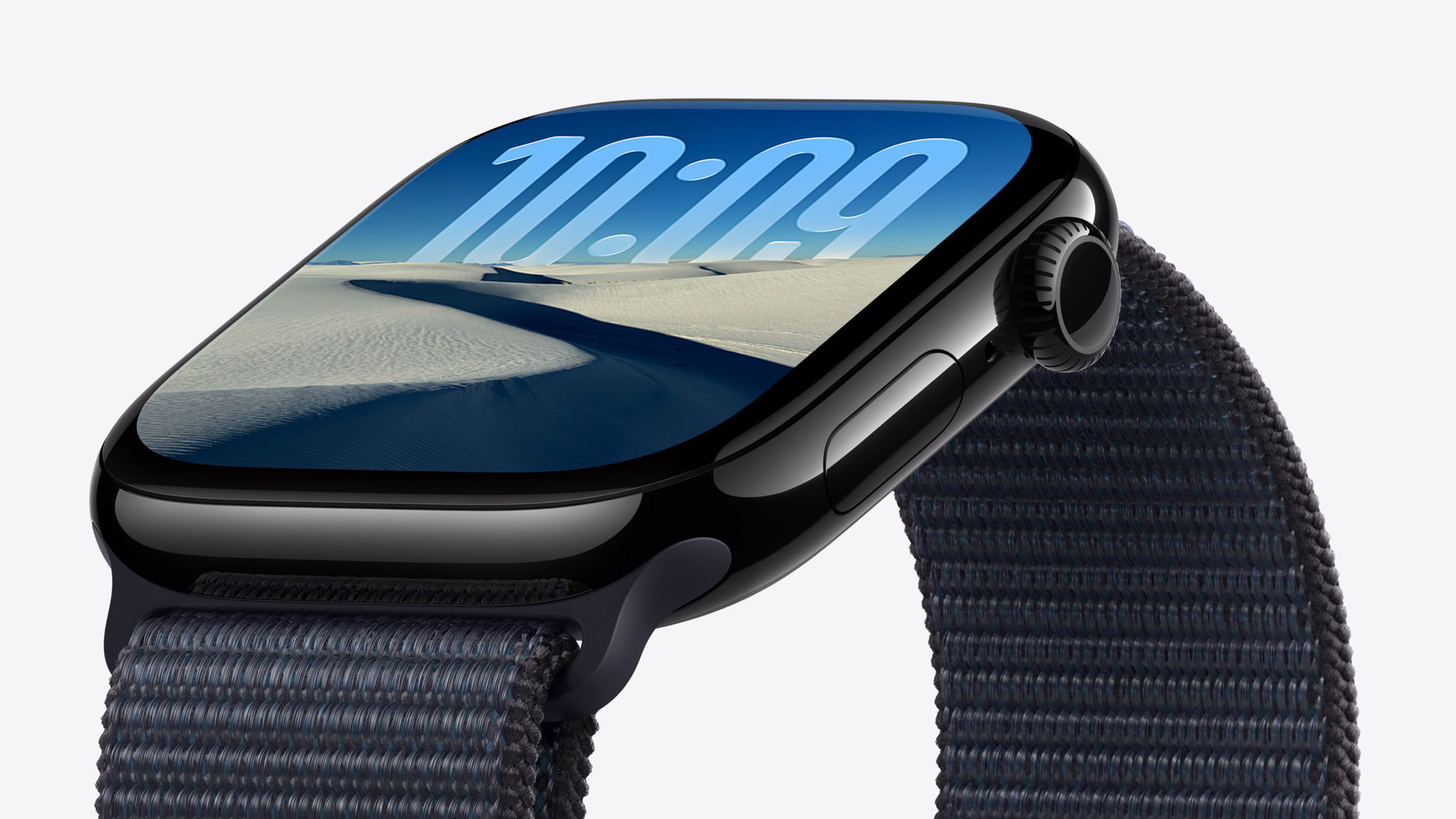 Apple-Watch-Series-11-display-250909 big.jpg.large 2x 1