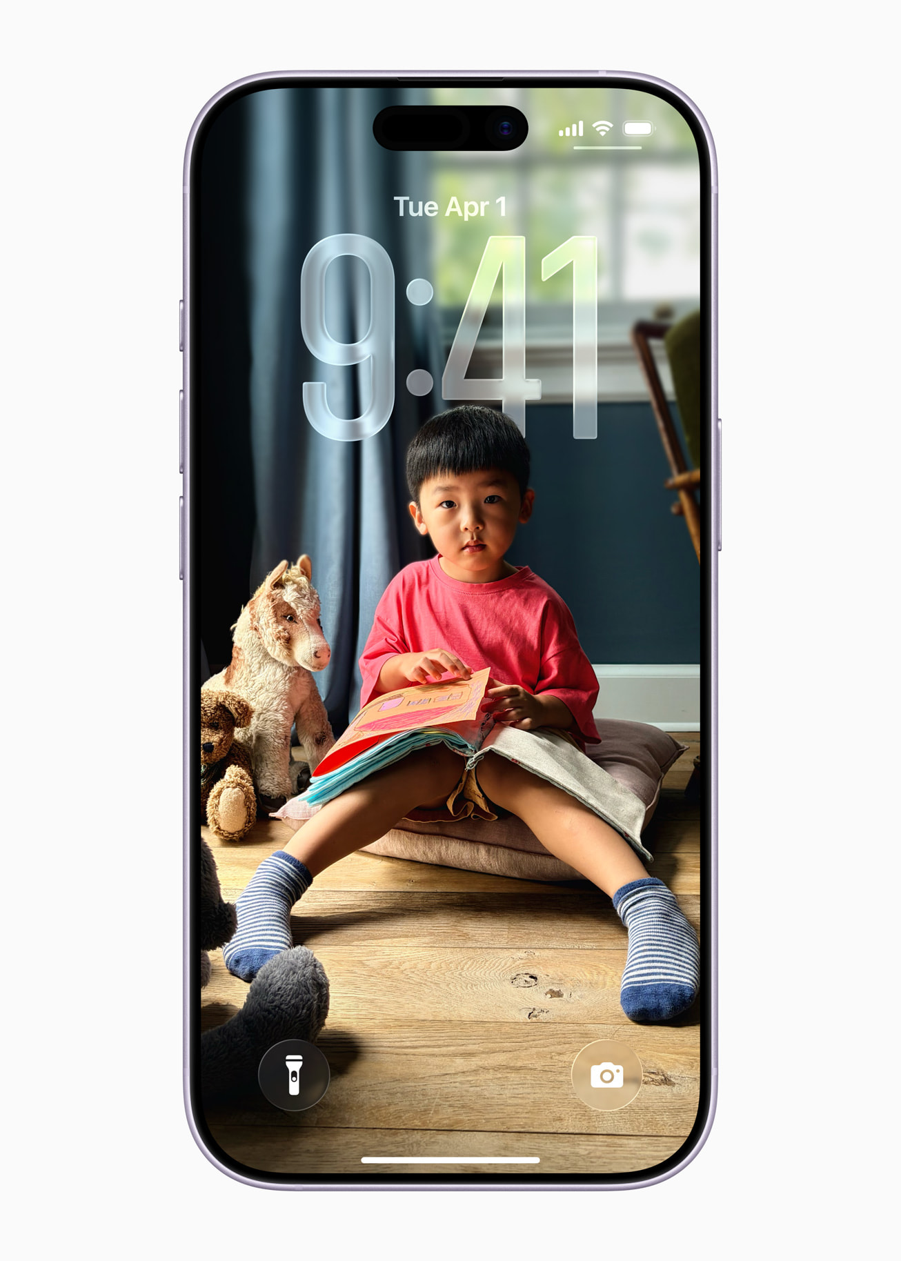 Apple-iPhone-17-Lock-Screen-250909 inline.jpg.large 2x