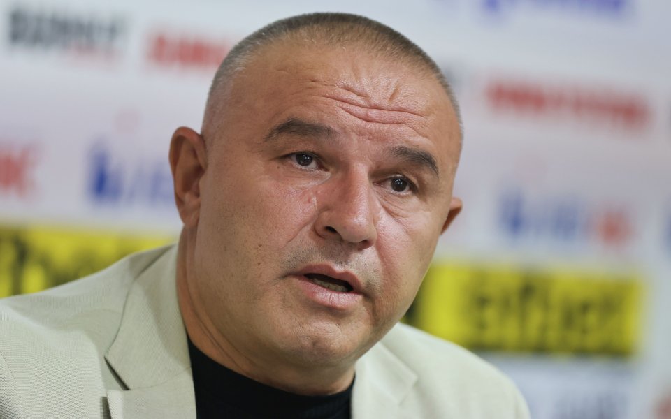 Драмите в щангите продължават: федерацията обяви фалит