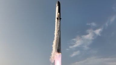 Успешен полет: Starship доказа, че може да се използва многократно (видео)