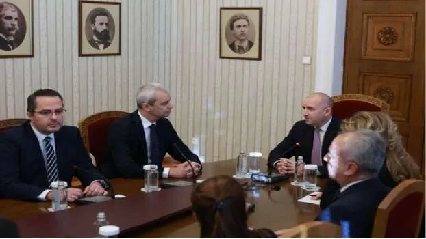 Костадинов Радев