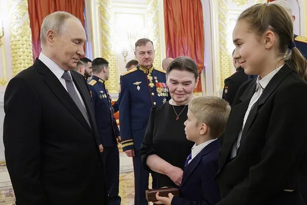 Путин