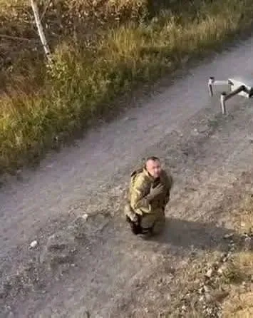 Украински войник