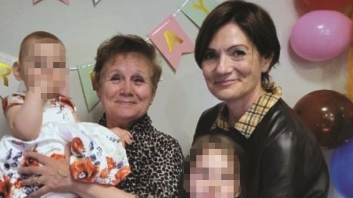 Жената на Пената и дъщеря й Екатерина
Снимка: фейсбук