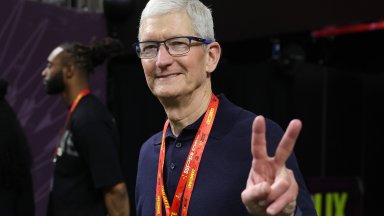 Посочиха възможния наследник на Тим Кук в Apple