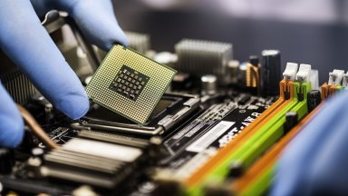 Нидерландската Nexperia спира производството на чипове заради конфликт между Амстердам и Пекин 