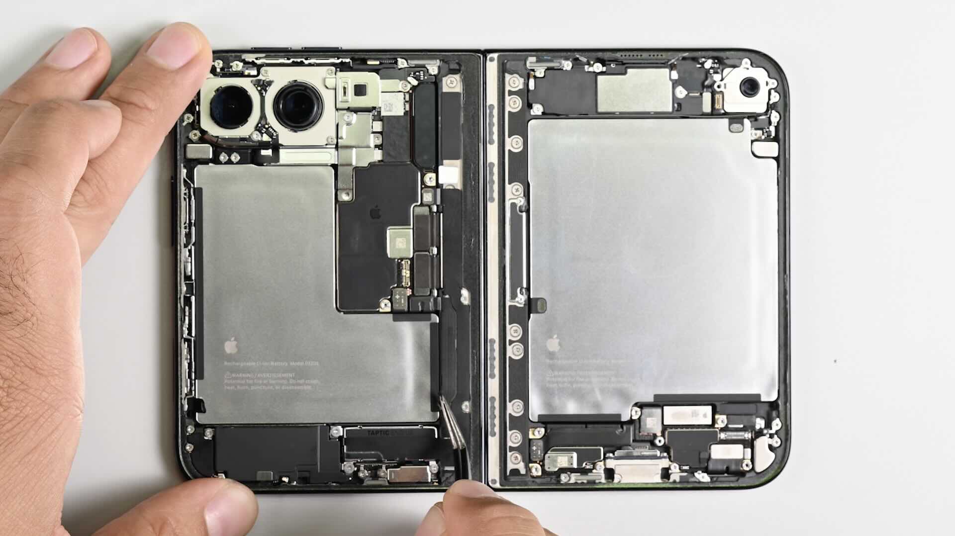iPhone Duo iFixit