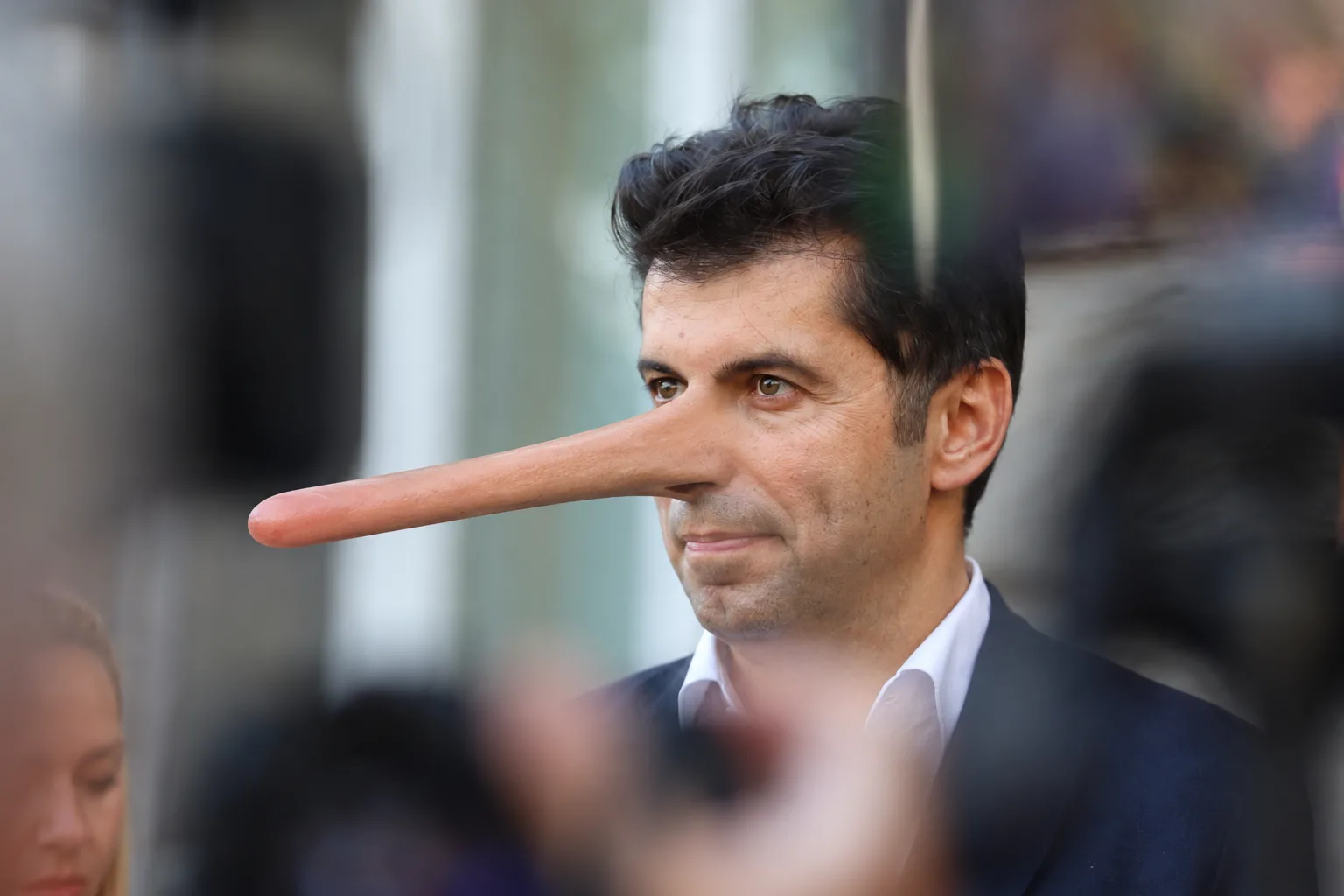 Кирил Петков Господин Лъжа