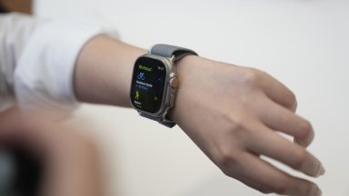 Apple и Meta инвестират в технологии за четене на мисли